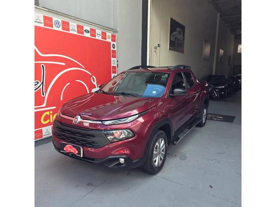 FIAT TORO 1.8 16V EVO FLEX FREEDOM AT6 FIAT TORO 1.8 16V EVO FLEX FREEDOM AT6